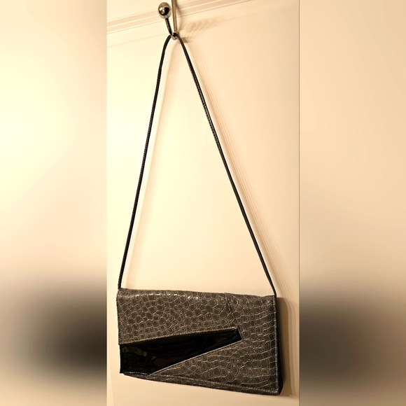 Slick Vintage Faux Croc Clutch/Shoulder Bag - Picture 4 of 10